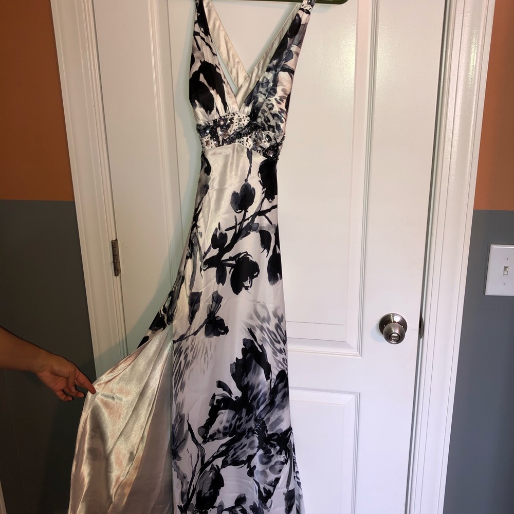 Black and white prom dress
